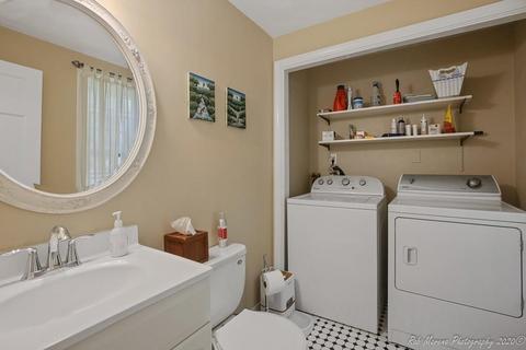 27 Dascomb Rd, Andover, MA 01810 photo 9