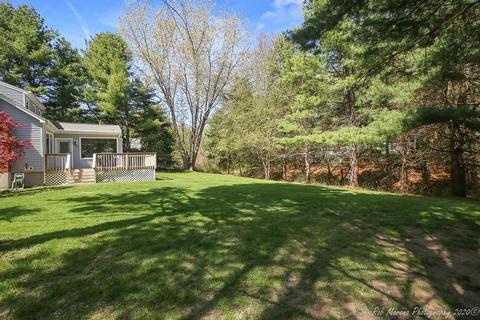 27 Dascomb Rd, Andover, MA 01810 photo 32