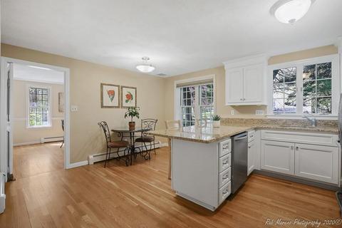 27 Dascomb Rd, Andover, MA 01810 photo 7