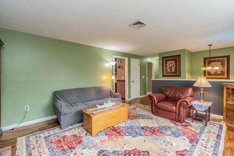 13 Meadowbrook Dr, Easthampton, MA 01027 photo 13