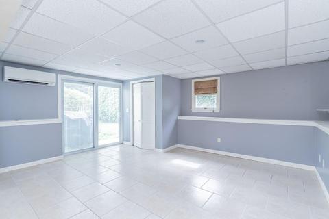 13 Meadowbrook Dr, Easthampton, MA 01027 photo 19