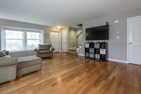 6 Bates St #A, Devens, MA 01434 photo 5