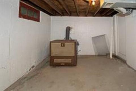 49 Arden St, Springfield, MA 01118 photo 10