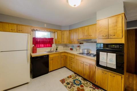 14 Birmingham Rd, Worcester, MA 01606 photo 7