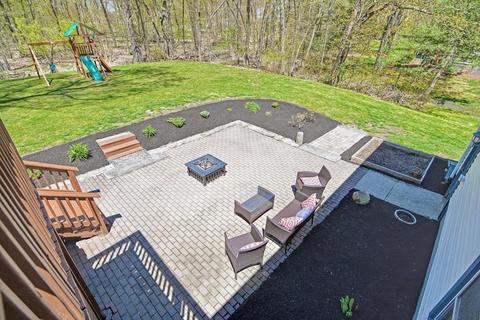 10 Bent St, Franklin, MA 02038 photo 33