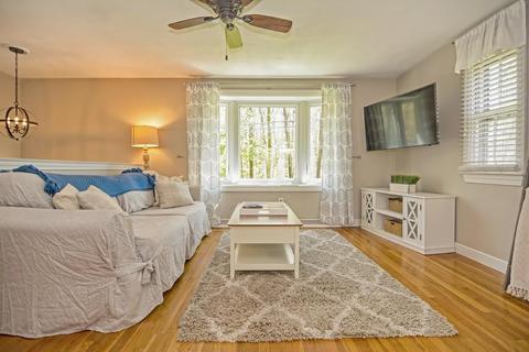 10 Bent St, Franklin, MA 02038 photo 15