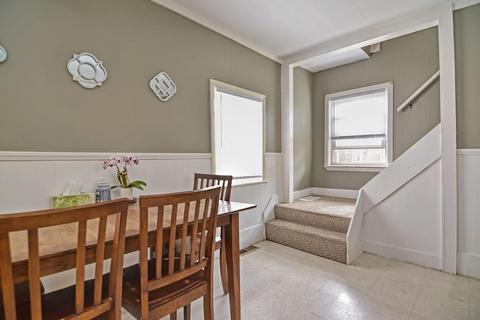 7 Charter St, Exeter, NH 03833 photo 11