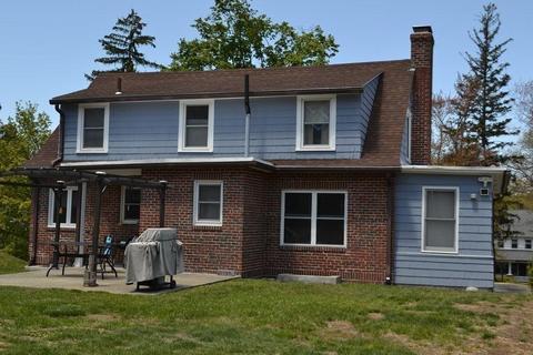 103 Bronson Ter, Springfield, MA 01108 photo 23