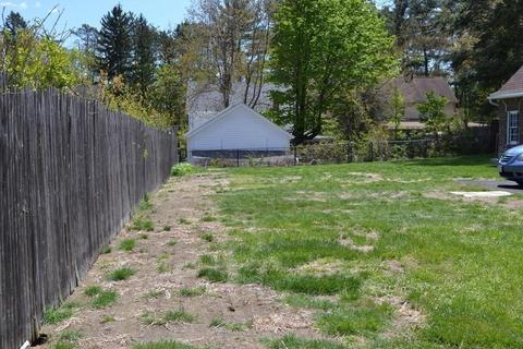 103 Bronson Ter, Springfield, MA 01108 photo 25