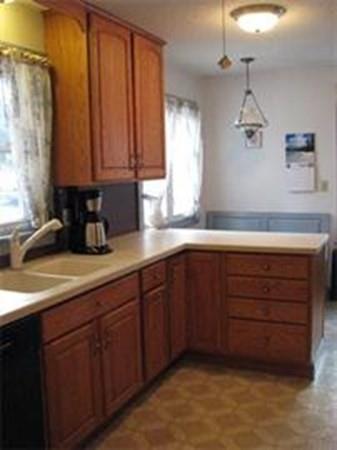 103 Bronson Ter, Springfield, MA 01108 photo 10