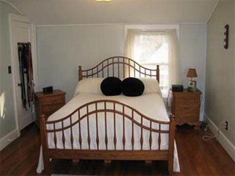 103 Bronson Ter, Springfield, MA 01108 photo 15