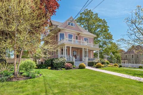 20 Pratt, Reading, MA 01867 photo 3