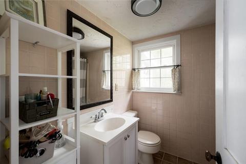 10 Fallons Point Rd, Hanson, MA 02341 photo 19