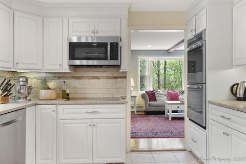 85 Bailey Rd, Andover, MA 01810 photo 10