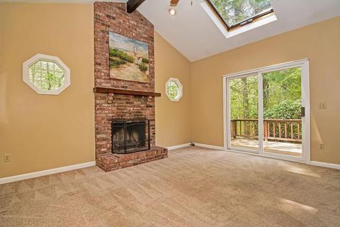 792 Ware St, Mansfield, MA 02048 photo 7