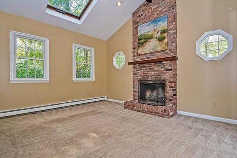 792 Ware St, Mansfield, MA 02048 photo 6