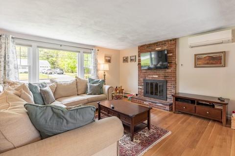 169 Summer St, Maynard, MA 01754 photo 4