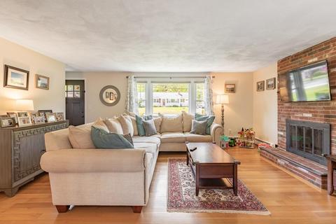 169 Summer St, Maynard, MA 01754 photo 5