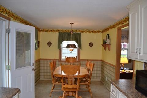 115 Bulat Dr, Springfield, MA 01129 photo 6