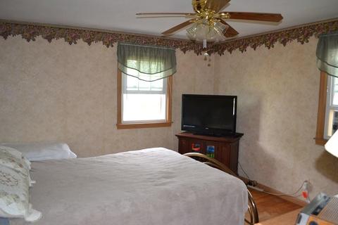 115 Bulat Dr, Springfield, MA 01129 photo 14