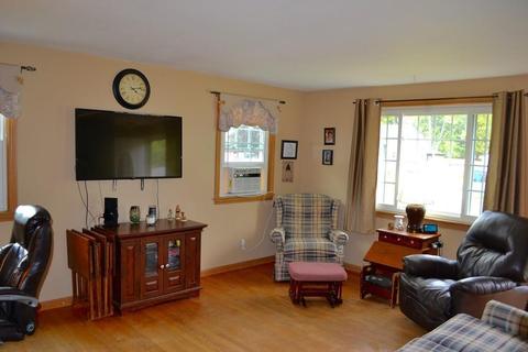 115 Bulat Dr, Springfield, MA 01129 photo 7
