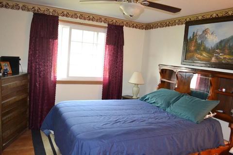 115 Bulat Dr, Springfield, MA 01129 photo 11