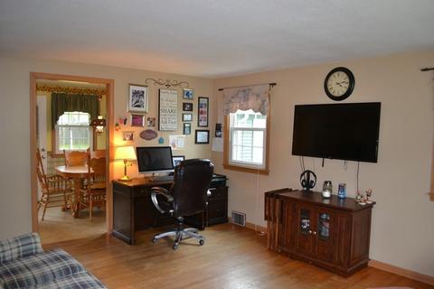 115 Bulat Dr, Springfield, MA 01129 photo 8