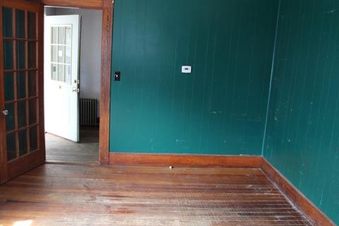 21 Clinton St, Easthampton, MA 01027 photo 12
