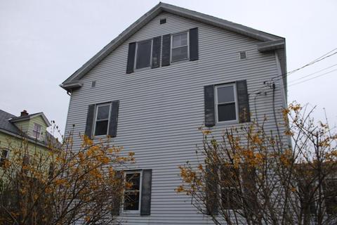 21 Clinton St, Easthampton, MA 01027 photo 2