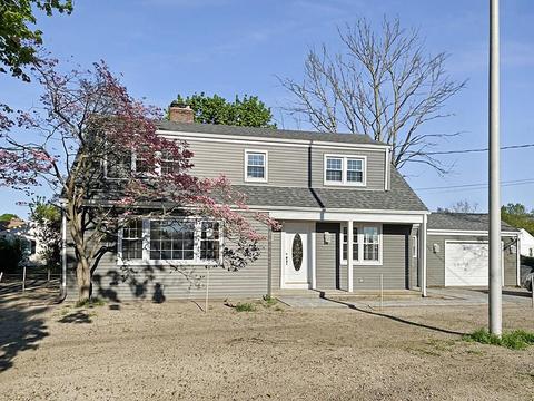 85 Fatima Dr, Warren, RI 02885 photo 1