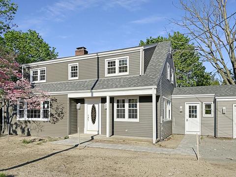 85 Fatima Dr, Warren, RI 02885 photo 2