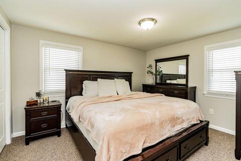 36 Deepfield Rd, Springfield, MA 01118 photo 17