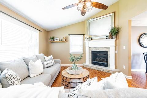 36 Deepfield Rd, Springfield, MA 01118 photo 8
