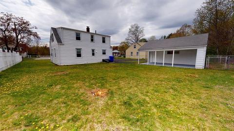 46 Tinkham Rd, Springfield, MA 01129 photo 5