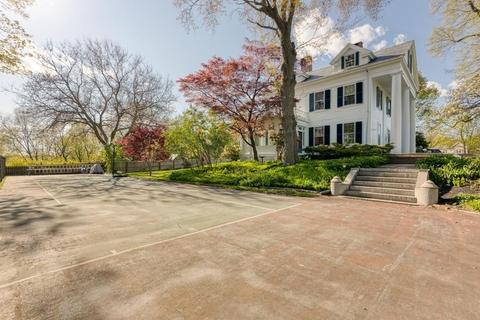 67 Pine St, Danvers, MA 01923 photo 3