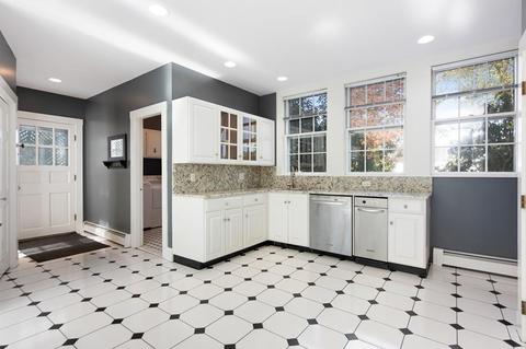 67 Pine St, Danvers, MA 01923 photo 15