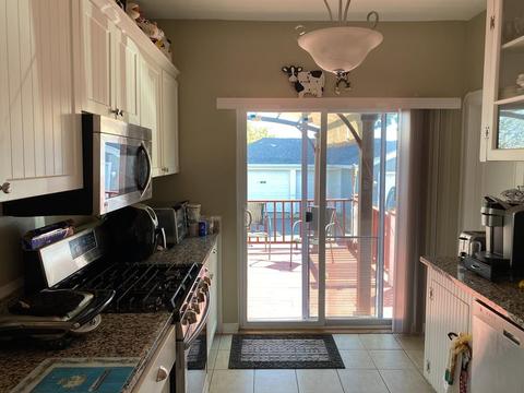 596 King Philip St, Fall River, MA 02724 photo 17