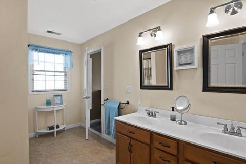227 Cambridge St, Fall River, MA 02721 photo 17