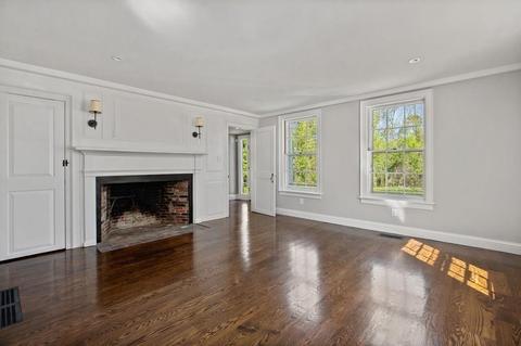 214 South St, Hingham, MA 02043 photo 3