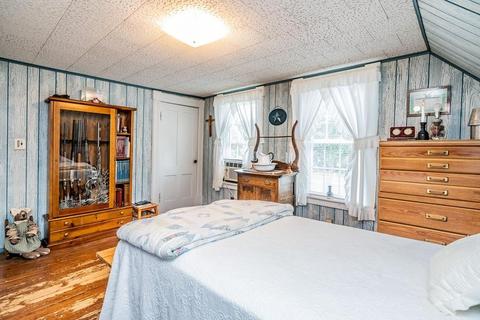 317 Chicopee St, Chicopee, MA 01013 photo 6