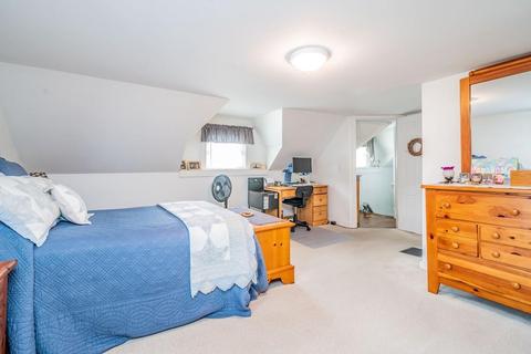 317 Chicopee St, Chicopee, MA 01013 photo 11