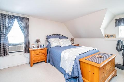 317 Chicopee St, Chicopee, MA 01013 photo 9
