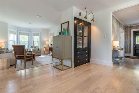 5 Gerry St, Marblehead, MA 01945 photo 11