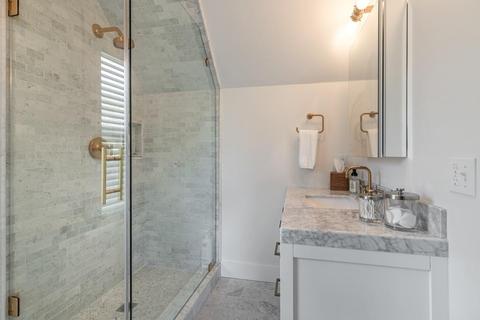 5 Gerry St, Marblehead, MA 01945 photo 19