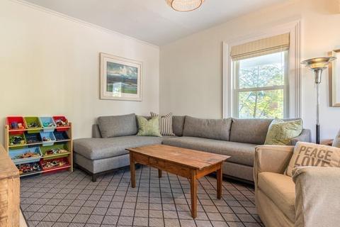5 Gerry St, Marblehead, MA 01945 photo 13
