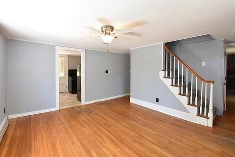8 Brookhaven Rd, Worcester, MA 01606 photo 3