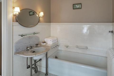 35 Cliff Rd, Wellesley, MA 02481 photo 29
