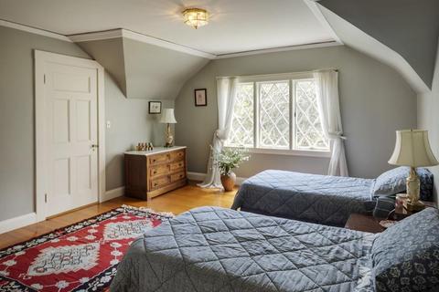 35 Cliff Rd, Wellesley, MA 02481 photo 27