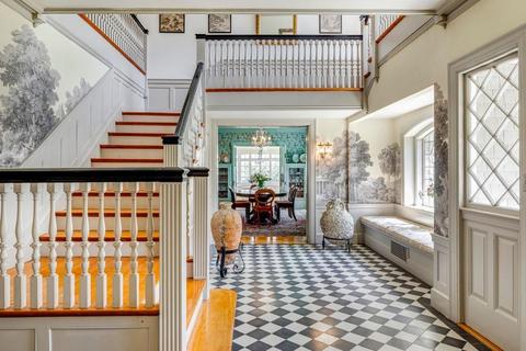 35 Cliff Rd, Wellesley, MA 02481 photo 5