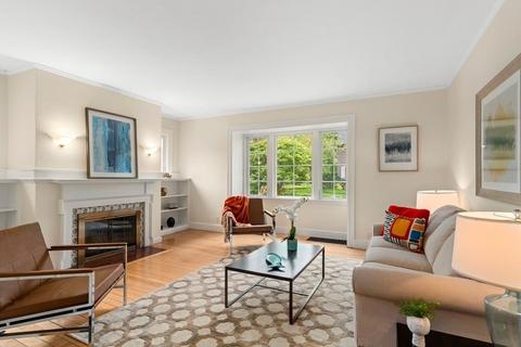 8 Upland Rd, Wellesley, MA 02482 photo 14
